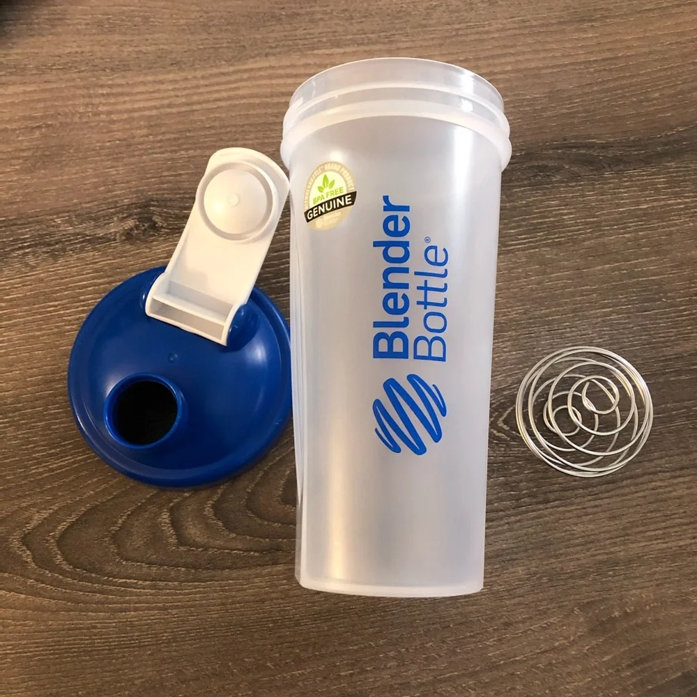 🛍🏙3️⃣ for $1️⃣5️⃣ Like 🆕 20oz Blender Bottle